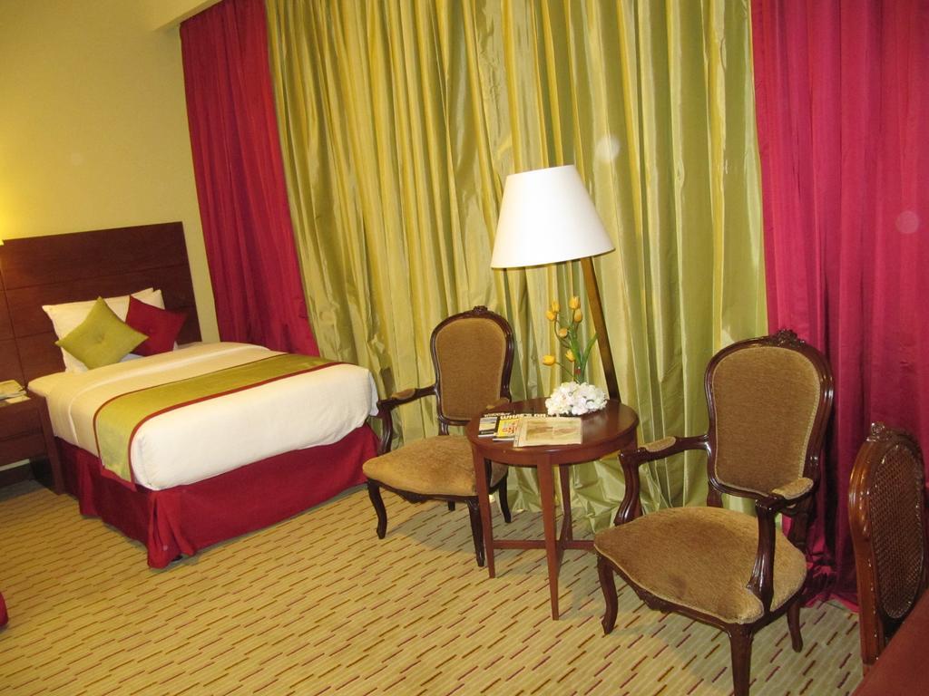 Rayan Hotel Шарджа Екстер'єр фото